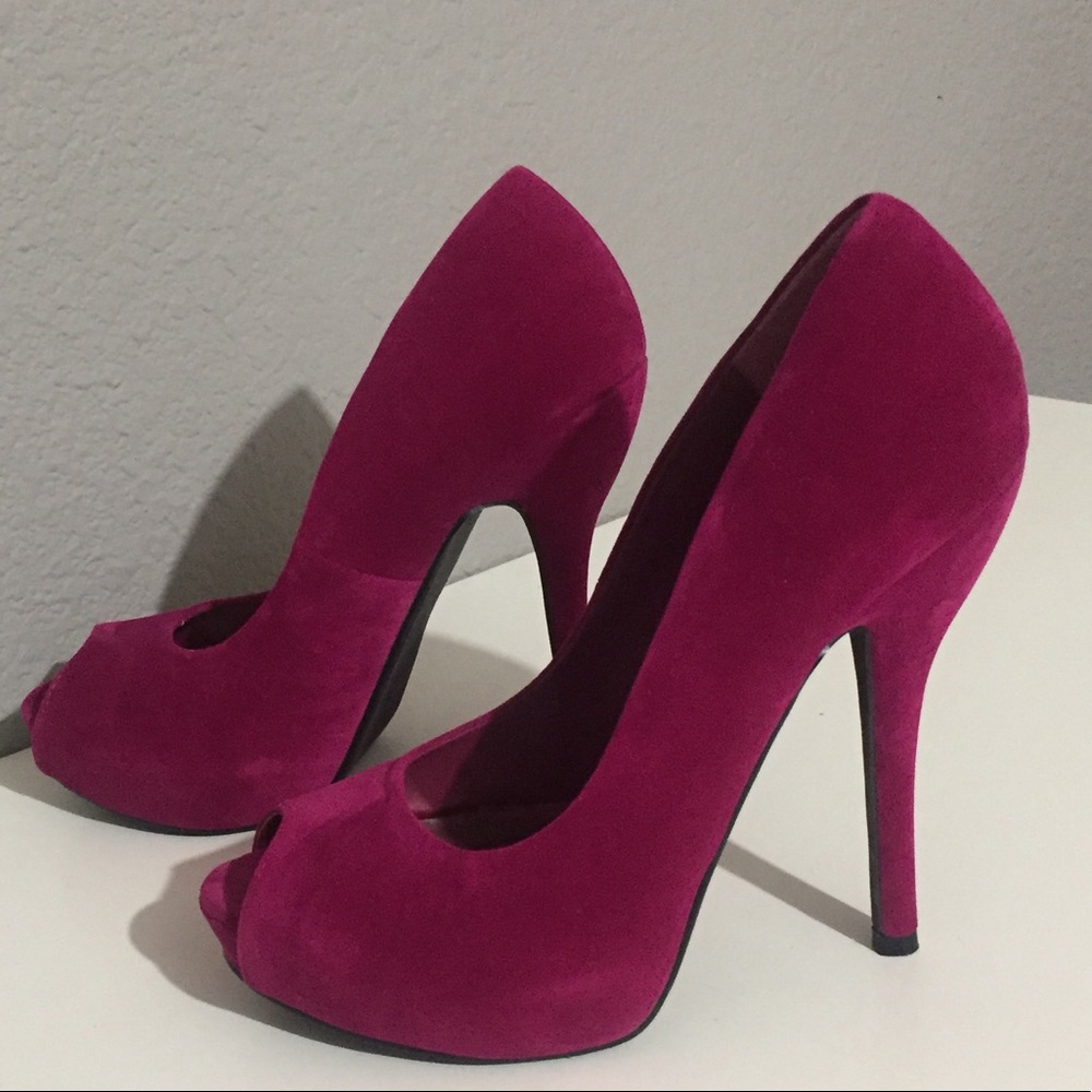 Qupid Velvet Peep Toe Heels Sz 8.5